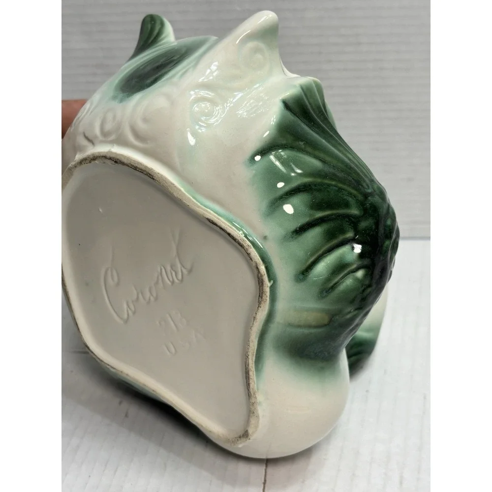 Hull Pottery Company vintage hull